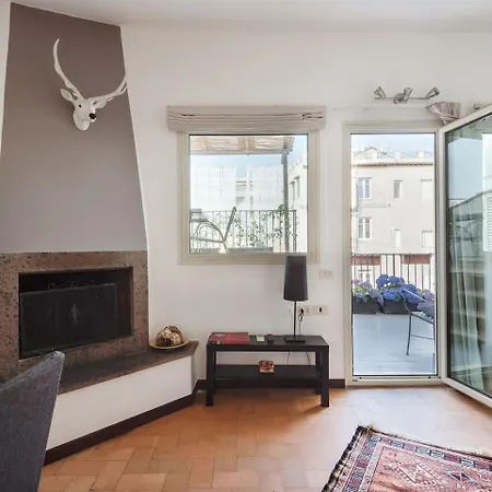 Navona Penthouse Appartamento
