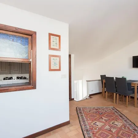 Navona Penthouse Διαμέρισμα *